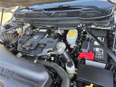 2022 RAM 2500 Tradesman UTILITY 6.7L CUMMINS! - Photo 30 - Santa Ana, CA 92703