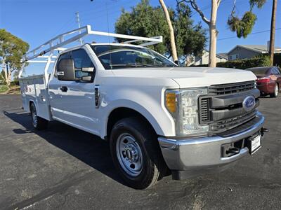 2017 Ford F350 XL UTILITY 6.2L GAS,LADDER RACK.   - Photo 3 - Santa Ana, CA 92703