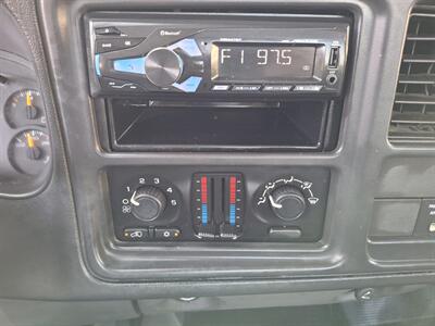 2007 Chevrolet Silverado 2500HD Classic UTILITY 6.0L GAS, ONLY 66K MILES! - Photo 10 - Santa Ana, CA 92703