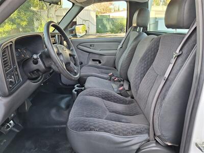 2007 Chevrolet Silverado 2500HD Classic UTILITY 6.0L GAS, ONLY 66K MILES! - Photo 8 - Santa Ana, CA 92703