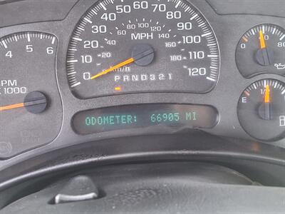 2007 Chevrolet Silverado 2500HD Classic UTILITY 6.0L GAS, ONLY 66K MILES! - Photo 11 - Santa Ana, CA 92703