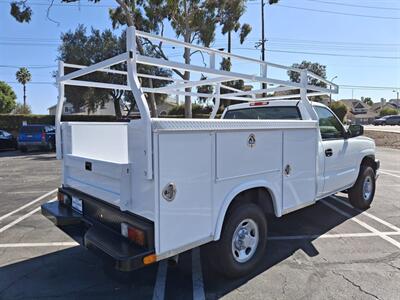 2007 Chevrolet Silverado 2500HD Classic UTILITY 6.0L GAS, ONLY 66K MILES! - Photo 3 - Santa Ana, CA 92703