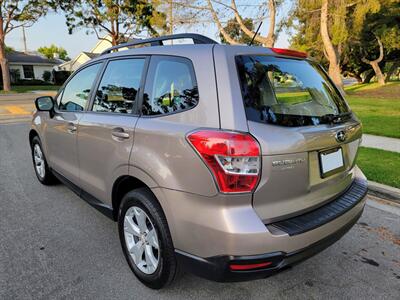 2015 Subaru Forester 2.5i   - Photo 5 - Santa Ana, CA 92703