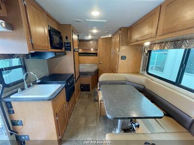 2017 Winnebago Spirit 22R   - Photo 10 - Burbank, CA 91502