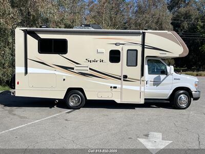 2017 Winnebago Spirit 22R   - Photo 2 - Burbank, CA 91502