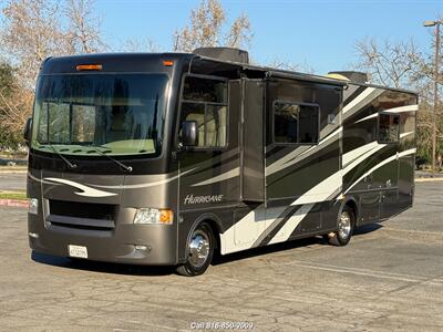 2011 Four Winds Hurricane 31D   - Photo 5 - Burbank, CA 91502