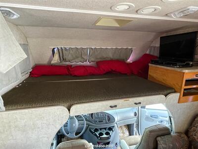 2006 Fleetwood Tioga 31M   - Photo 24 - Burbank, CA 91502