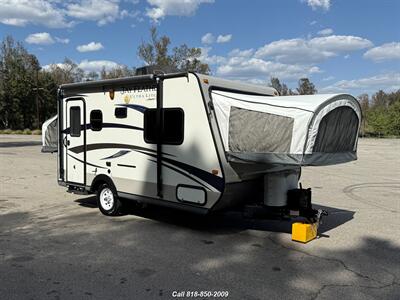 2015 Jayco Ultra Lite X17Z   - Photo 8 - Burbank, CA 91502