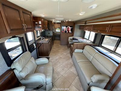 2015 Fleetwood Storm 32V   - Photo 9 - Burbank, CA 91502