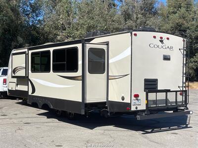 2018 Keystone Cougar 30RKS 1/2 Ton Towable   - Photo 5 - Burbank, CA 91502