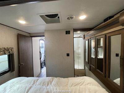 2018 Keystone Cougar 30RKS 1/2 Ton Towable   - Photo 40 - Burbank, CA 91502