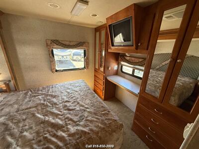 2006 Gulf Stream Sun Voyager 8379   - Photo 24 - Burbank, CA 91502