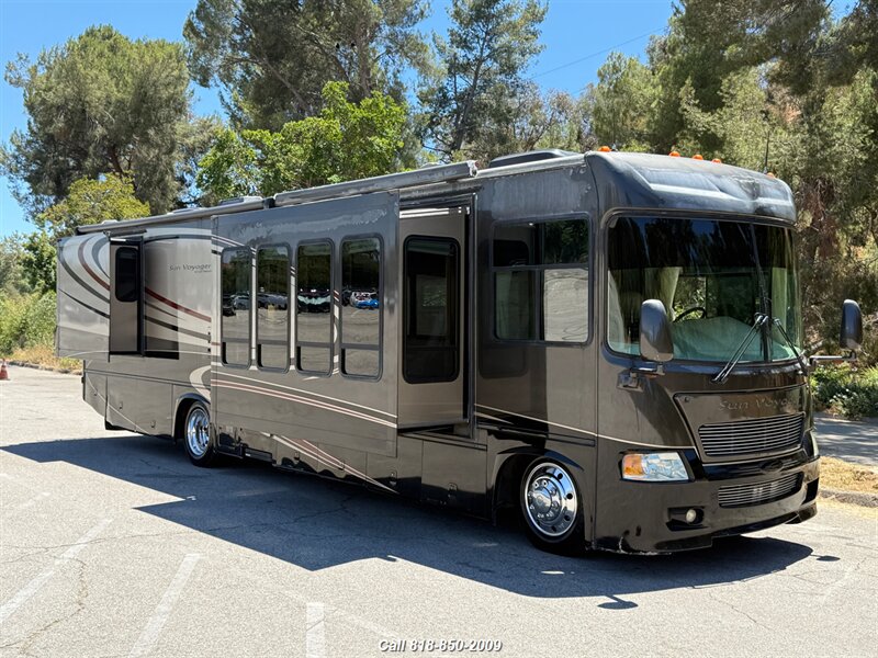 2006 Gulf Stream Sun Voyager 8379  