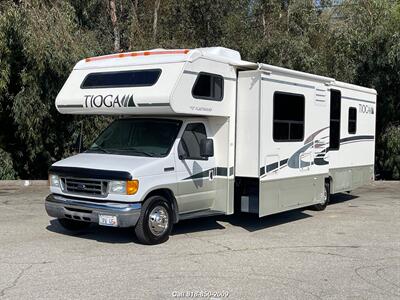 2006 Fleetwood Jamboree 31M   - Photo 3 - Burbank, CA 91502