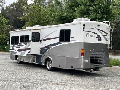 2003 Tiffin Phaeton   - Photo 5 - Burbank, CA 91502