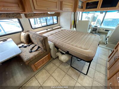 2010 Bounder 35 S   - Photo 25 - Burbank, CA 91502