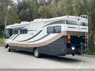 2010 Bounder 35 S   - Photo 4 - Burbank, CA 91502