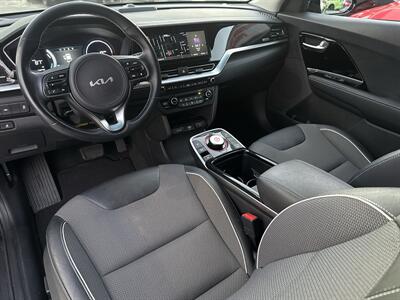 2022 Kia Niro EV EX   - Photo 6 - Stanton, CA 90680
