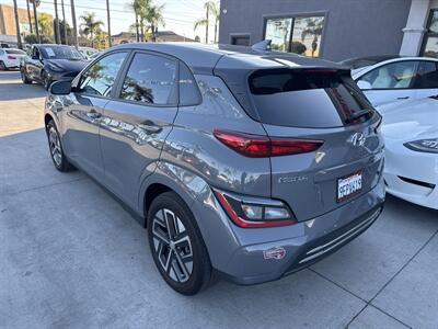 2023 Hyundai KONA Electric SEL - Photo 6 - Stanton, CA 90680