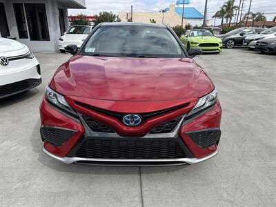 2021 Toyota Camry Hybrid XSE   - Photo 2 - Stanton, CA 90680