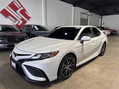 2023 Toyota Camry SE   - Photo 3 - Orange, CA 92867