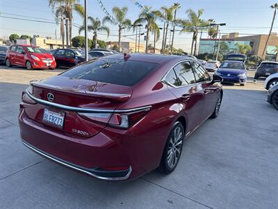 2019 Lexus ES 300h   - Photo 4 - Stanton, CA 90680