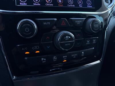2019 Jeep Grand Cherokee Limited   - Photo 14 - Stanton, CA 90680