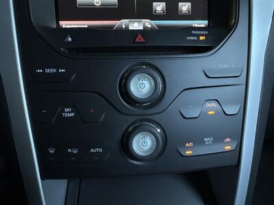 2015 Ford Explorer XLT   - Photo 13 - Orange, CA 92867