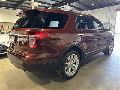 2015 Ford Explorer XLT   - Photo 6 - Orange, CA 92867