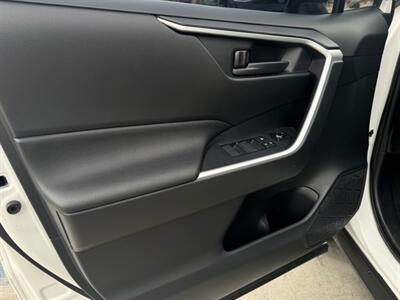 2021 Toyota RAV4 Prime SE   - Photo 7 - Stanton, CA 90680