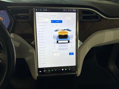 2016 Tesla Model X 75D   - Photo 17 - Orange, CA 92867