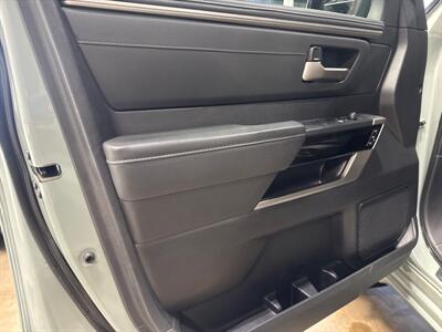 2023 Toyota Tundra Limited   - Photo 11 - Orange, CA 92867