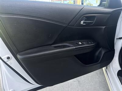 2016 Honda Accord Sport   - Photo 7 - Stanton, CA 90680