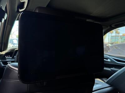 2021 Cadillac Escalade ESV Sport   - Photo 12 - Stanton, CA 90680