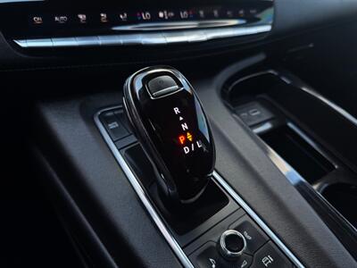 2021 Cadillac Escalade ESV Sport   - Photo 18 - Stanton, CA 90680