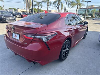 2021 Toyota Camry SE - Photo 4 - Stanton, CA 90680