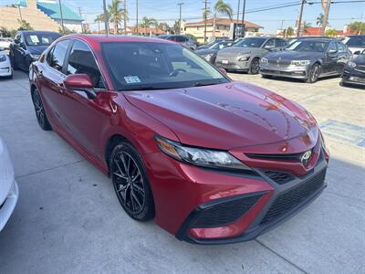 2021 Toyota Camry SE - Photo 3 - Stanton, CA 90680
