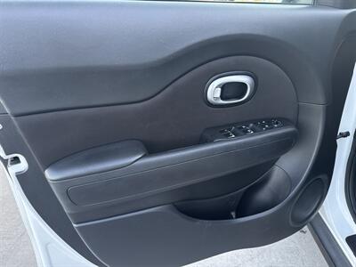 2019 Kia Soul EX Plus   - Photo 7 - Stanton, CA 90680