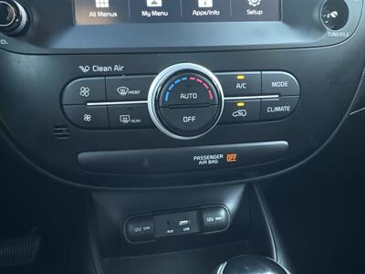 2019 Kia Soul EX Plus   - Photo 14 - Stanton, CA 90680