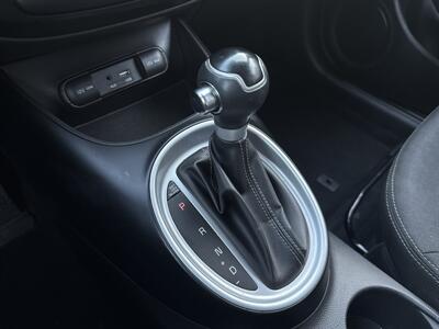 2019 Kia Soul EX Plus   - Photo 15 - Stanton, CA 90680