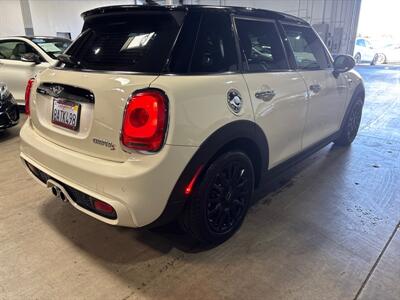 2018 MINI Cooper S S   - Photo 7 - Orange, CA 92867