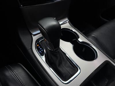 2019 Jeep Grand Cherokee Overland   - Photo 15 - Stanton, CA 90680