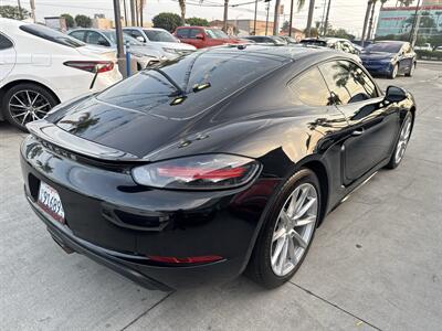 2018 Porsche 718 Cayman - Photo 4 - Stanton, CA 90680