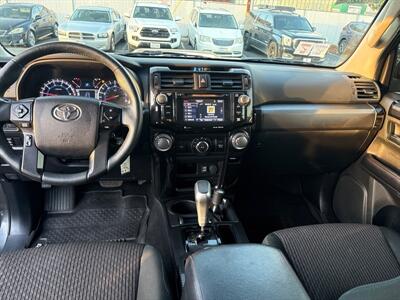 2018 Toyota 4Runner TRD Off-Road   - Photo 18 - Orange, CA 92867