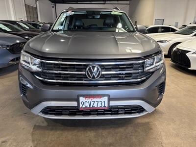 2022 Volkswagen Atlas V6 SE   - Photo 2 - Orange, CA 92867