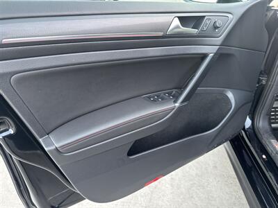 2019 Volkswagen Golf GTI SE   - Photo 6 - Stanton, CA 90680