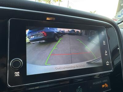2018 Mitsubishi Outlander PHEV SEL - Photo 16 - Stanton, CA 90680