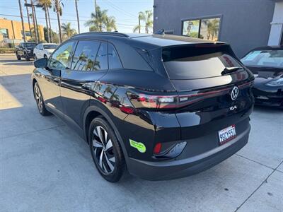 2023 Volkswagen ID.4 Pro - Photo 6 - Stanton, CA 90680