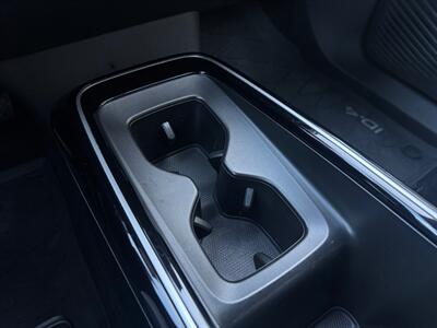 2023 Volkswagen ID.4 Pro - Photo 14 - Stanton, CA 90680