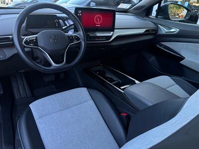 2023 Volkswagen ID.4 Pro - Photo 10 - Stanton, CA 90680